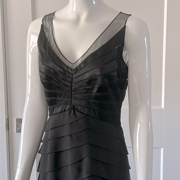 Chetta B Silk Formal Dress - Picture 4 of 15